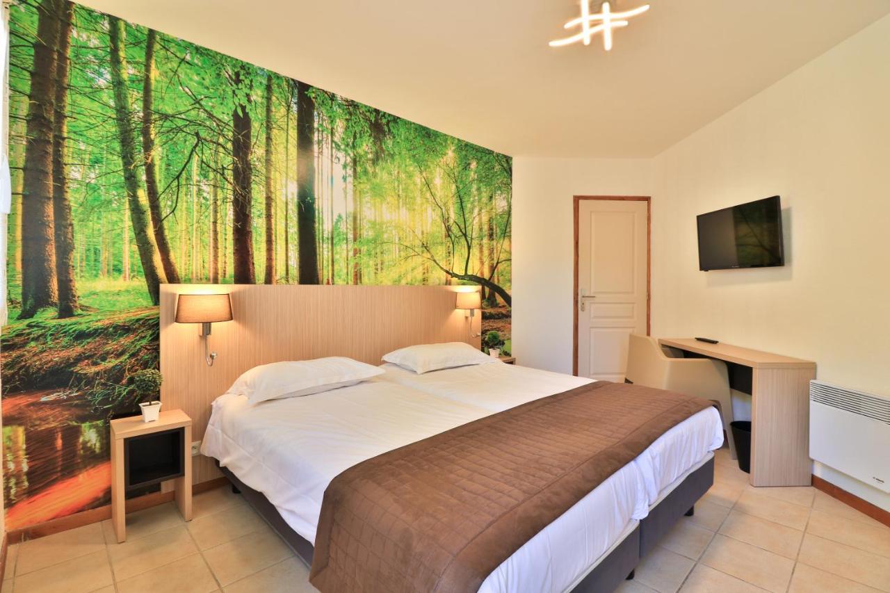 Les Arbousiers Village Hotel Provencal La Roquebrussanne Dış mekan fotoğraf